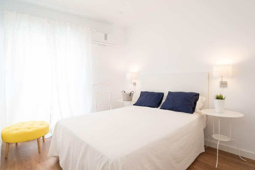 Lyrioshomes Malaga Cervantes 외부 사진