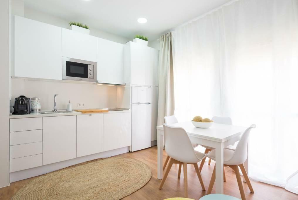 Lyrioshomes Malaga Cervantes 외부 사진